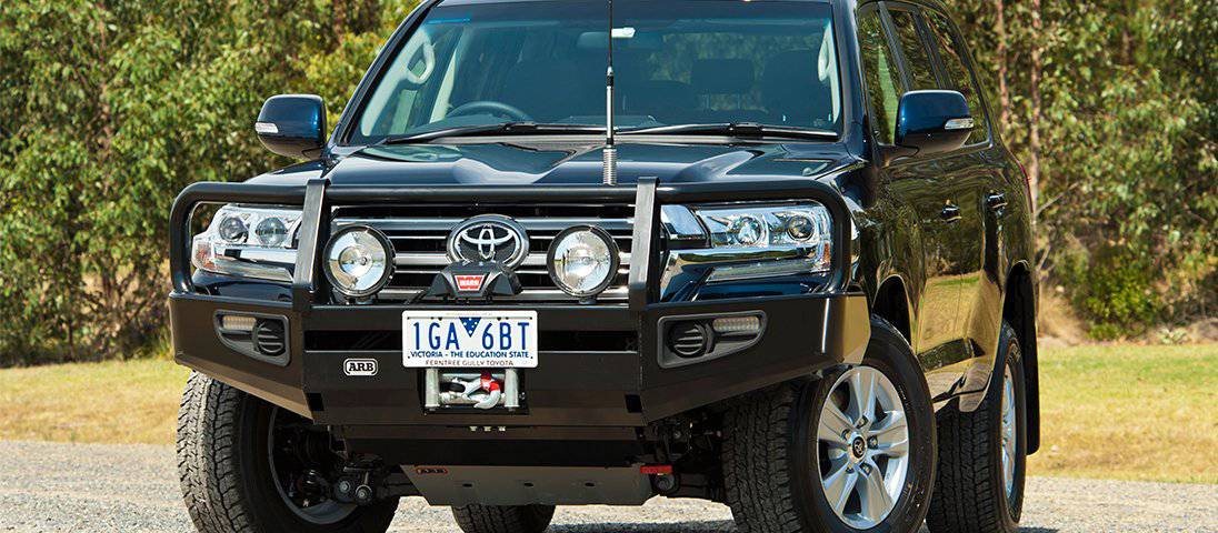 Paraurti anteriore ARB per Land Cruiser Serie 200 dal 2007 al 2015 | Paraurti commerciale - ARB - Xperts 4x4