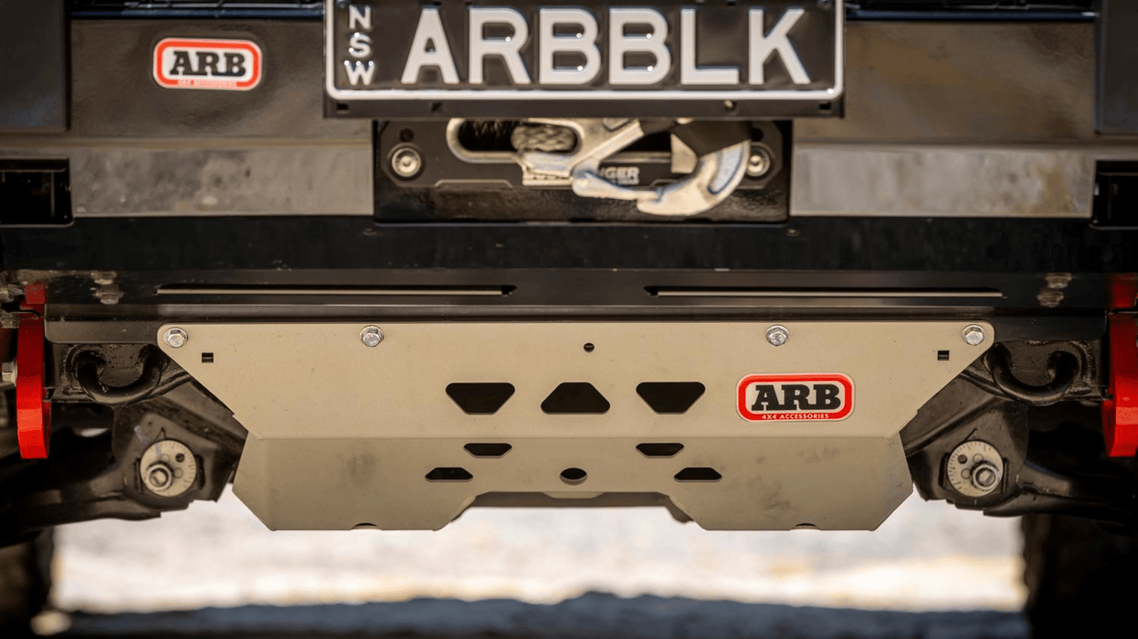 Toyota Hilux REVO 2016+ - ARB - Xperts 4x4 - Set di protezioni inferiori ARB | Acciaio 3mm