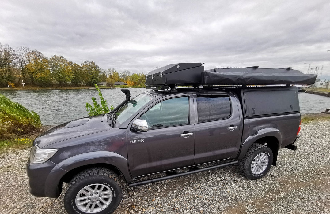 Hardtop Alu-Cab Explorer 3 Toyota Hilux 2005-2015 - Alu-Cab nero