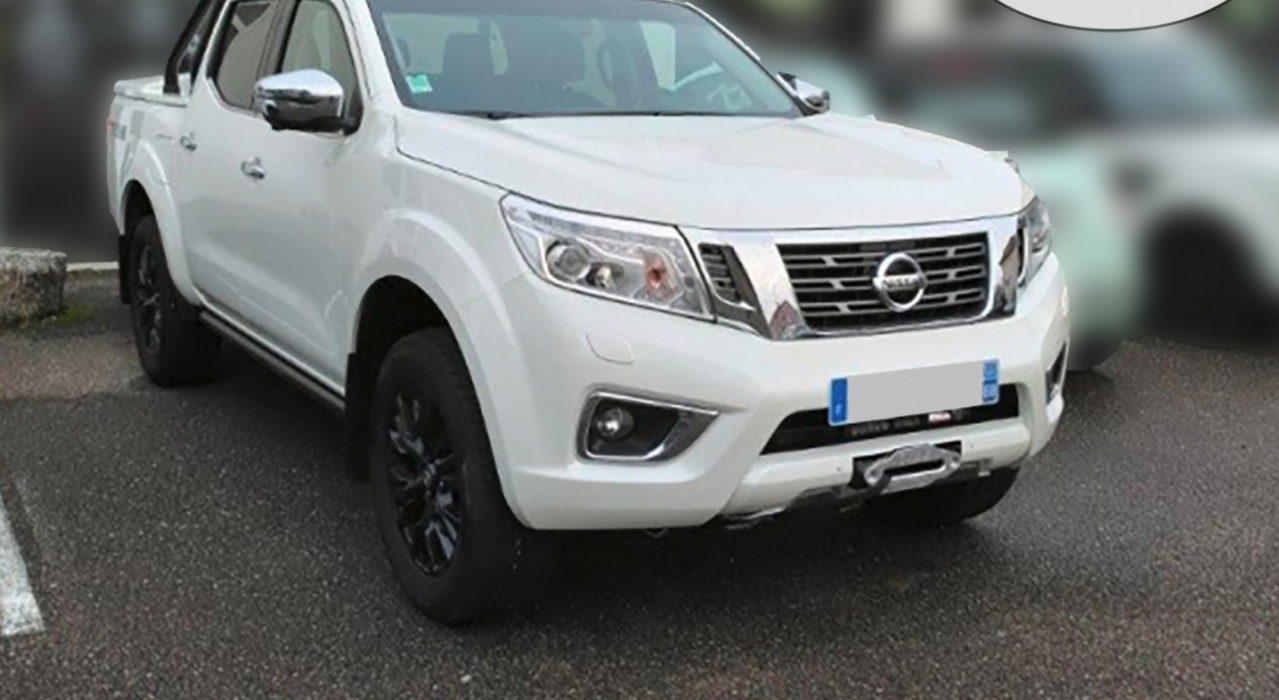 Verricello Piastra di Nissan Navara NP300 e Classe X su Pare-choc d'origine N4-KMT022 N4 OFFROAD